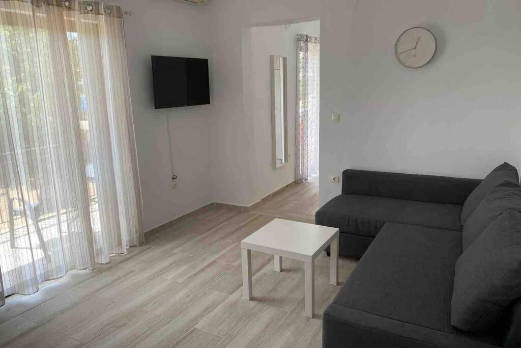 Maria'S Apartment Кастросікія Екстер'єр фото